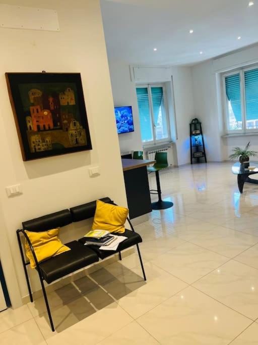 Orizzonte 5 Terre, Viale Italia 221 - Partenza Battelli 5 Terre Λα Σπέτσια Εξωτερικό φωτογραφία
